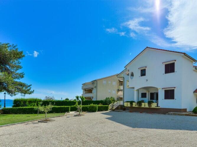 Apartments In House Liveric, In Vir At The Beach Zewnętrze zdjęcie